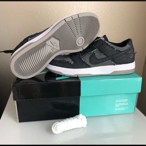 Nike SB Dunk Low Elite Medicom Be@rbrick